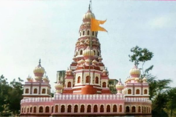 shree-siddhivinayak-temple-siddhatek-768x489